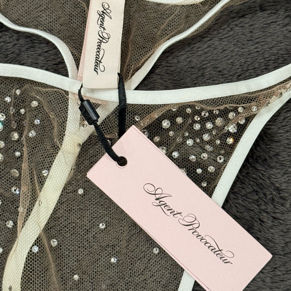 Agent Provocateur Solar Swarovski Crystal Thong White/Sand Size L/5 Brand NWT - Picture 6 of 10